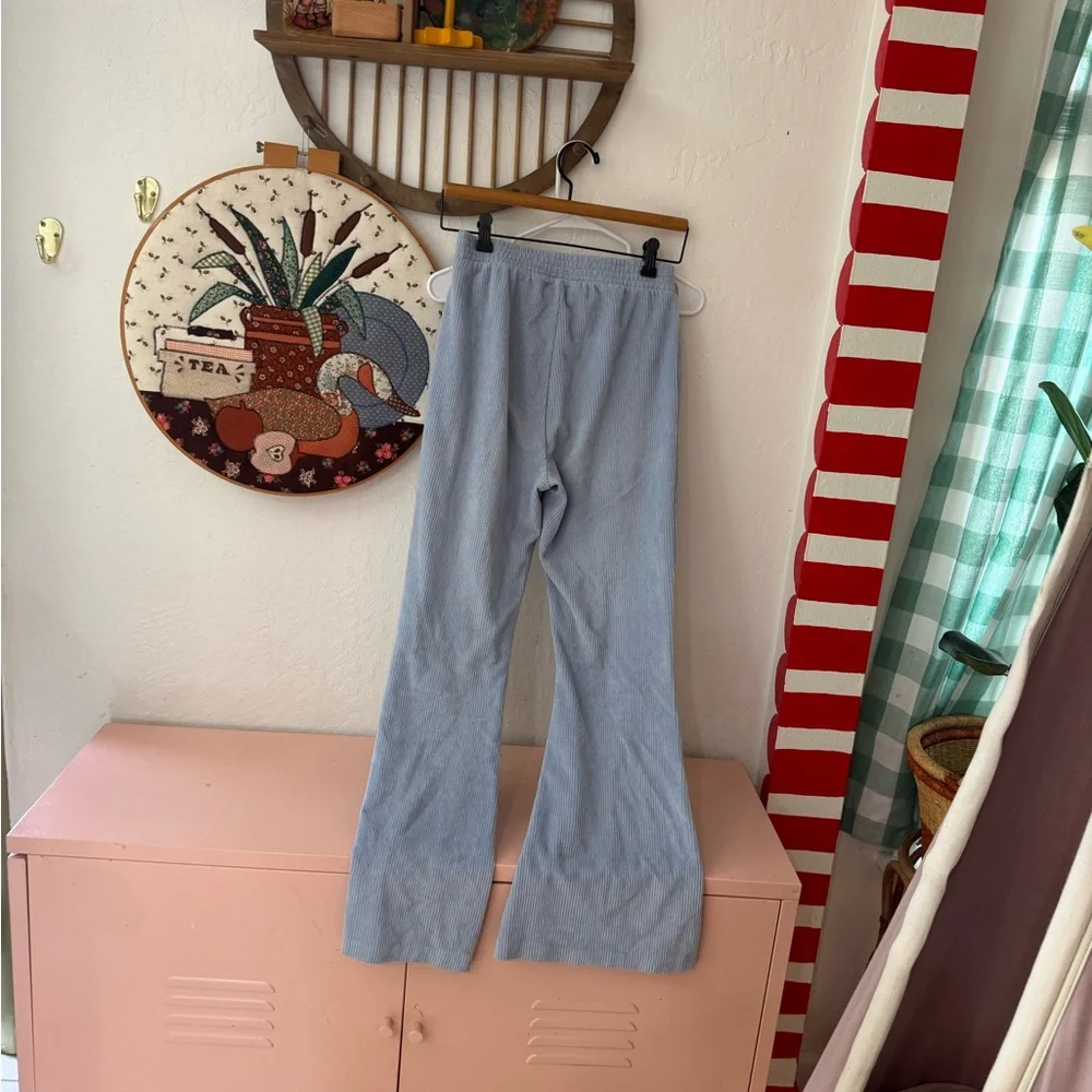 Aerie light blue corduroy flare pull on elastic waist pants small regular - Picture 2 of 6